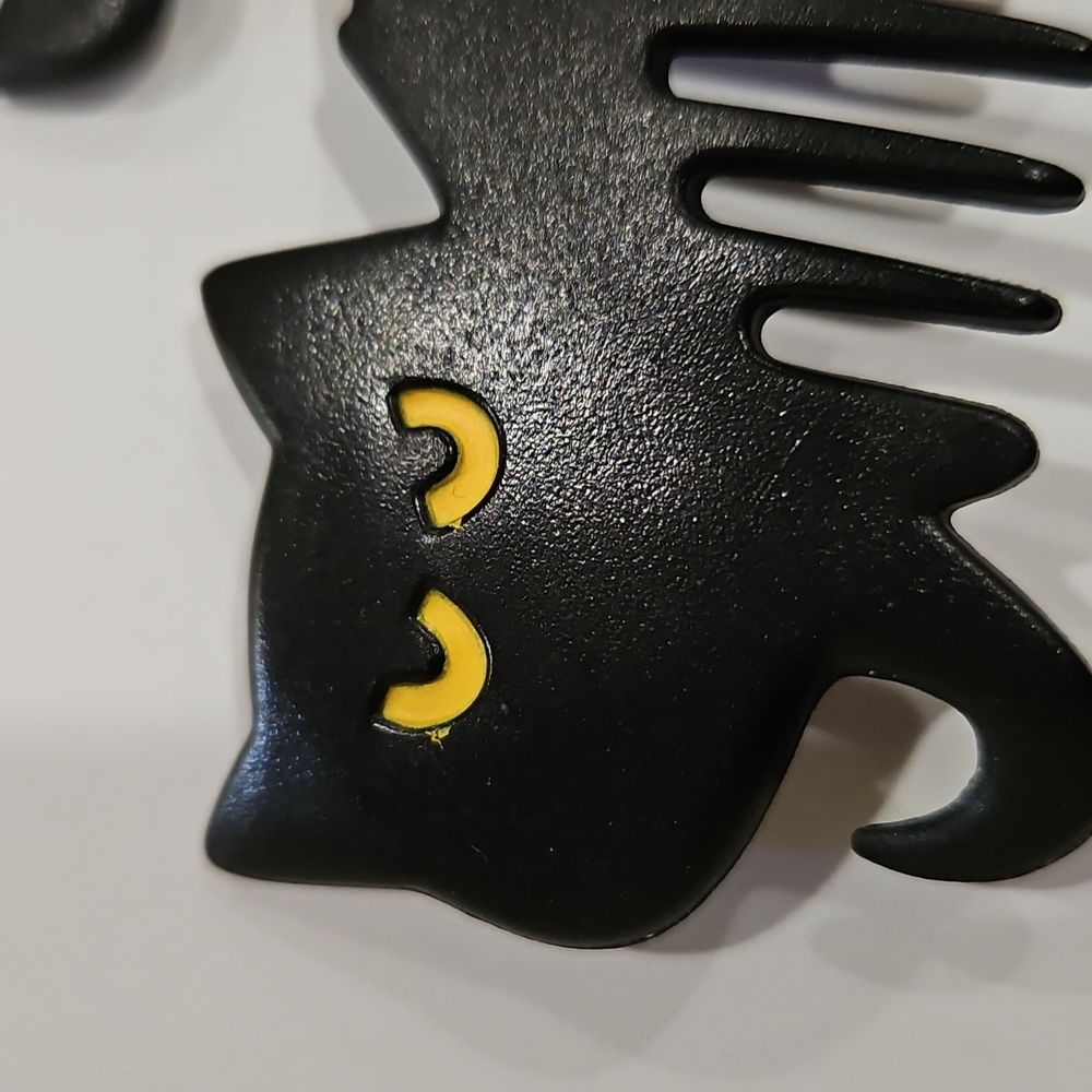 Black Cat Marked 1989 MMK COS Hair Comb Clip Accessory - Picture 3 of 9